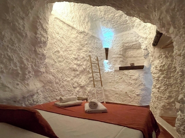 Imagen de la habitación del Alojamiento Rural Cuevas El Atochal Or&iacute;genes. Foto 8