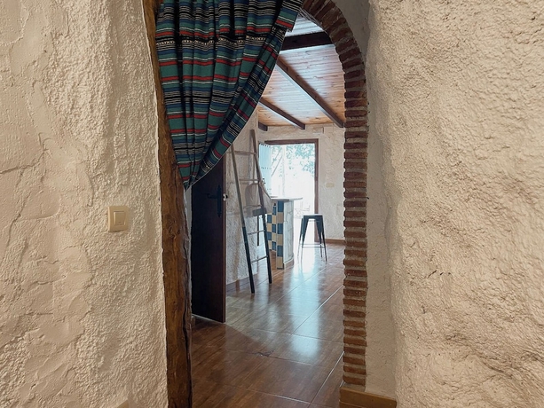 Imagen de la habitación del Alojamiento Rural Cuevas El Atochal Or&iacute;genes. Foto 16