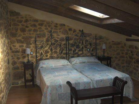 Imagen de la habitación del Alojamiento Rural Fuente De G&uuml;elo. Foto 16