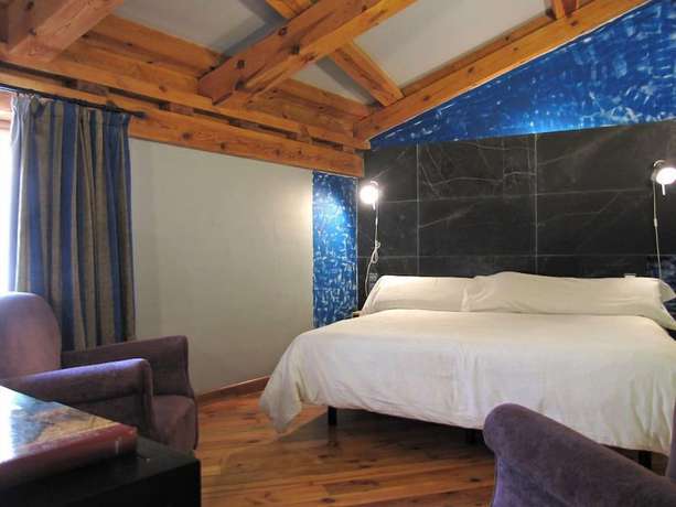 Imagen de la habitación del Alojamiento Rural La Casa del Cura de Calatañazor. Foto 5