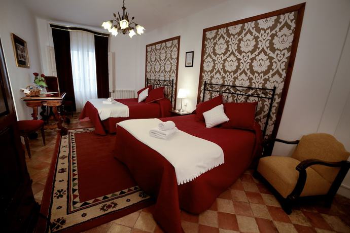 Imagen de la habitación del Alojamiento Rural La Casona Casa Rural. Foto 14