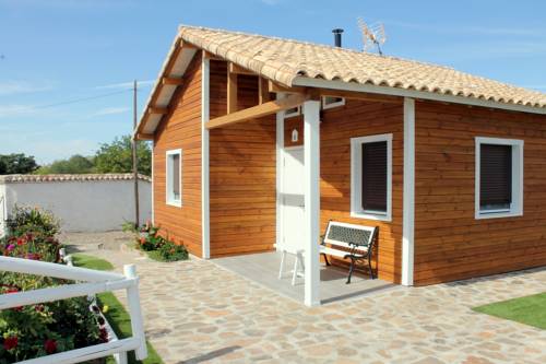 Imagen de los exteriores del Alojamiento Rural Los Laureles, Urda. Foto 14