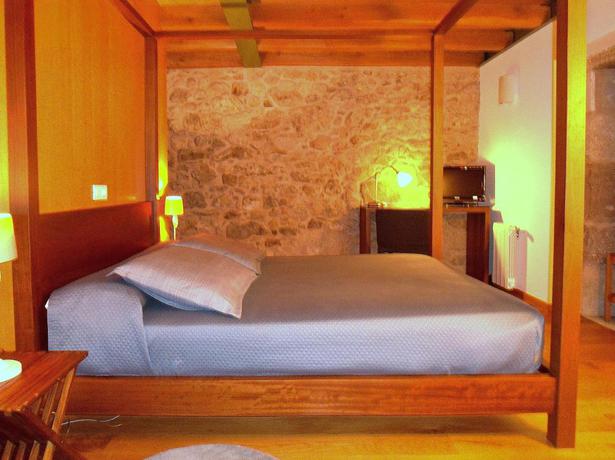 Imagen de la habitación del Alojamiento Rural Torres de Moreda. Foto 6