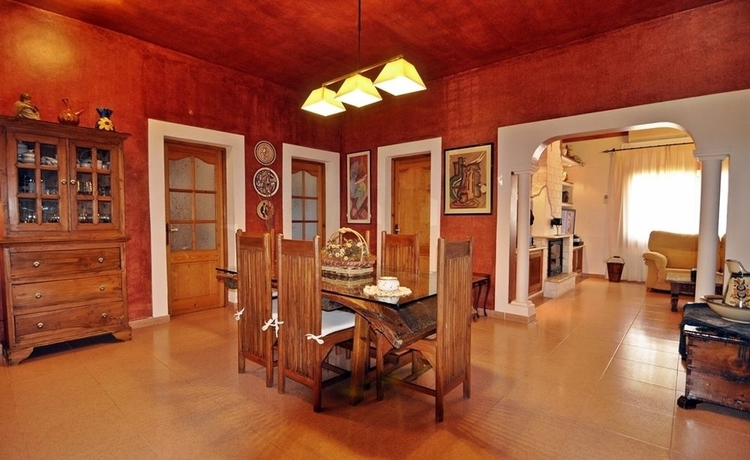 Imagen de los interiores del Alojamiento Rural Villa Can Cardona. Foto 16