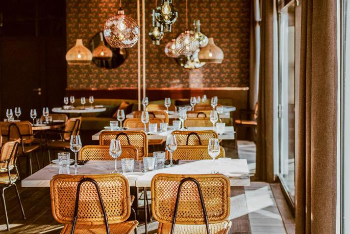 Imagen del bar/restaurante del Apartahotel 2l De Blend. Foto 10