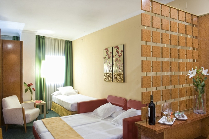 Imagen de la habitación del Apartahotel Acacia Suite. Foto 4