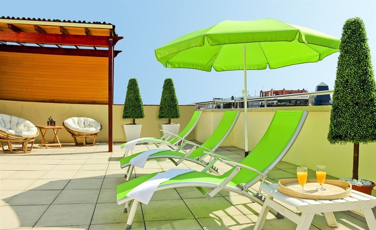 Imagen general del Apartahotel Acacia Suite. Foto 2