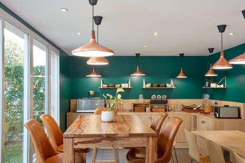 Imagen del bar/restaurante del Apartahotel Adagio Access Carrières-sous-poissy. Foto 8