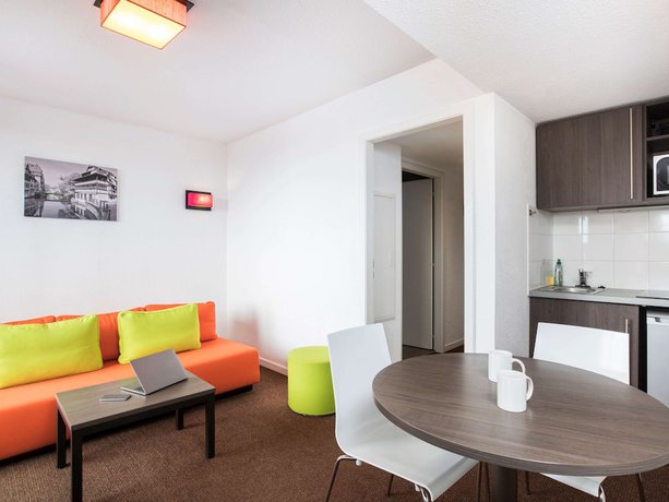 Imagen de la habitación del Apartahotel Adagio Access Strasbourg Petite France. Foto 8