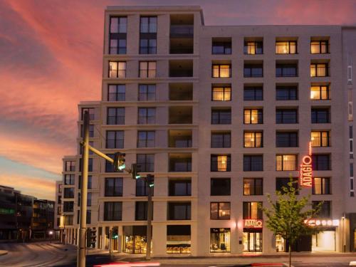 Imagen general del Apartahotel Adagio Antwerp City Center. Foto 15