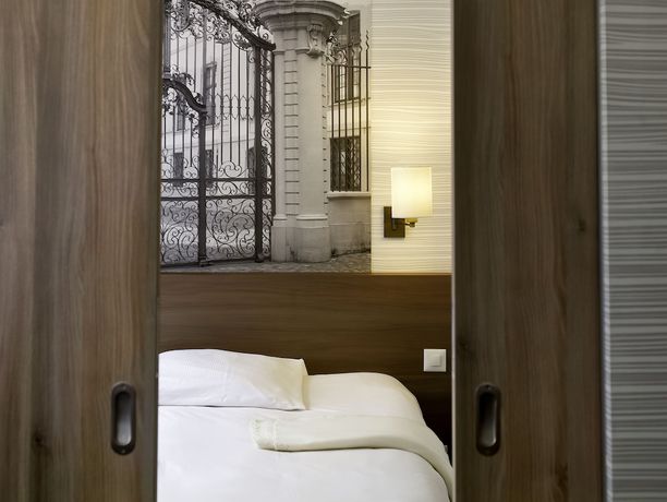 Imagen de la habitación del Apartahotel Adagio Basel City. Foto 8