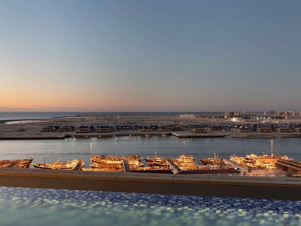 Imagen de los exteriores del Apartahotel Adagio Dubai Deira. Foto 15