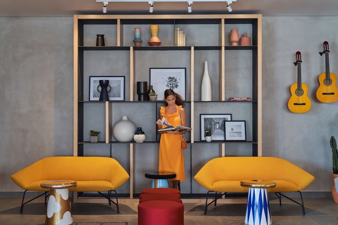 Imagen de los interiores del Apartahotel Adagio Jumeirah Village Triangle. Foto 14