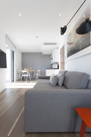 Imagen de los interiores del Apartahotel Adagio London Brentford. Foto 15