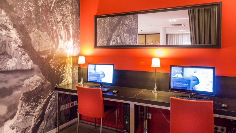 Imagen de los interiores del Apartahotel Adagio Marseille Timone. Foto 14