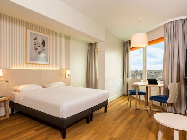 Imagen de la habitación del Apartahotel Adagio Paris Centre Tour Eiffel. Foto 19