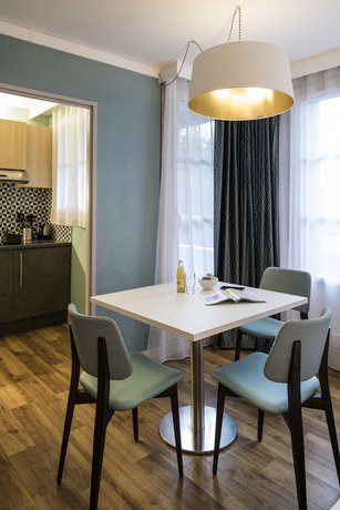 Imagen de la habitación del Apartahotel Adagio Paris Montmartre. Foto 15