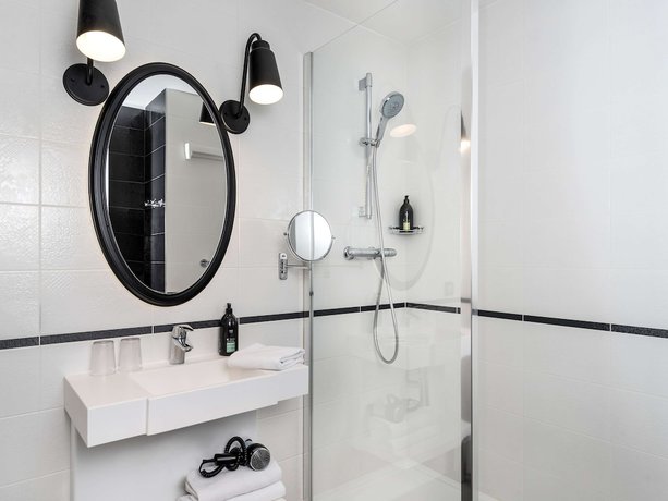 Imagen de la habitación del Apartahotel Adagio Paris Montmartre. Foto 16