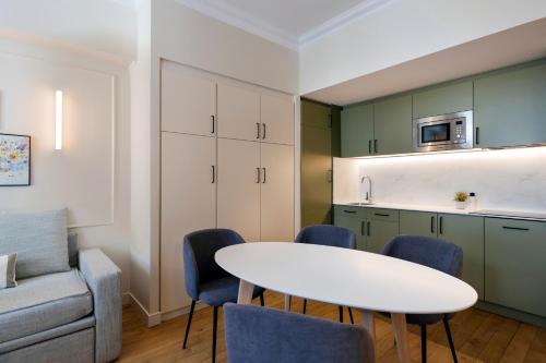 Imagen de la habitación del Apartahotel Adagio Paris Opera. Foto 18