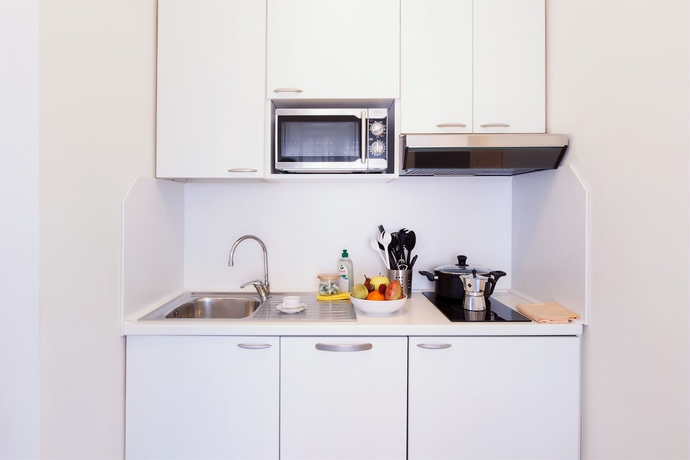 Imagen de la habitación del Apartahotel Adagio Rome Vatican. Foto 12