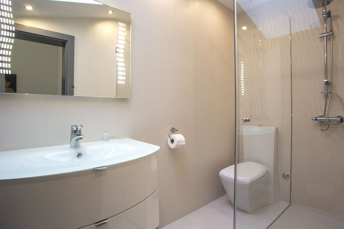 Imagen de la habitación del Apartahotel Adrion. Foto 9