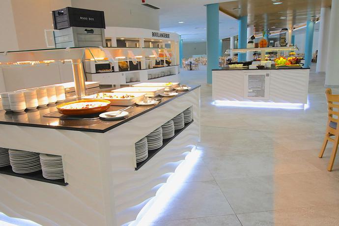 Imagen general del Apartahotel Advise Reina. Foto 19