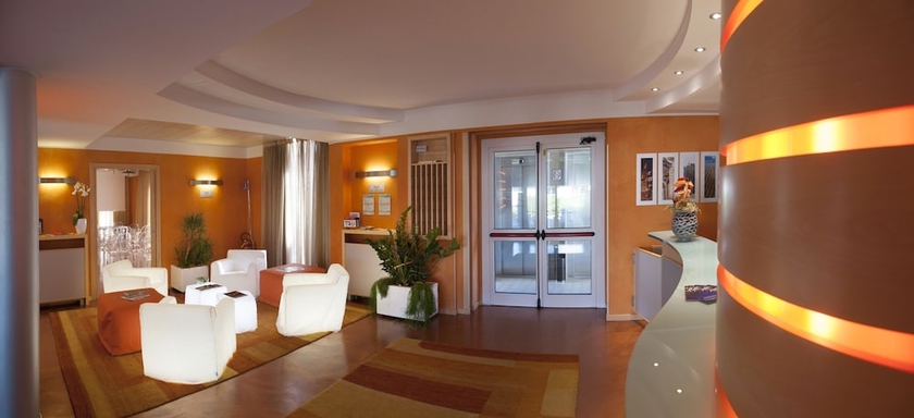 Imagen de los interiores del Apartahotel Alba Residence. Foto 19