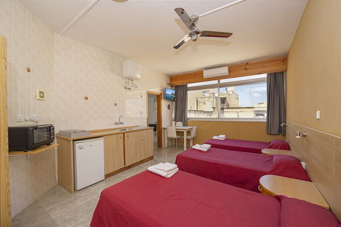 Imagen de la habitación del Apartahotel Alborada, Sliema. Foto 3