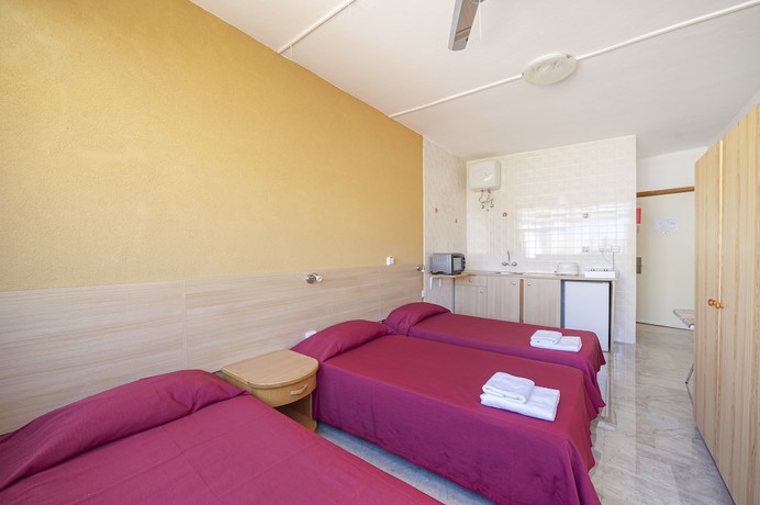 Imagen de la habitación del Apartahotel Alborada, Sliema. Foto 11