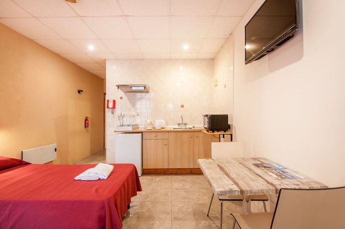 Imagen de la habitación del Apartahotel Alborada, Sliema. Foto 13