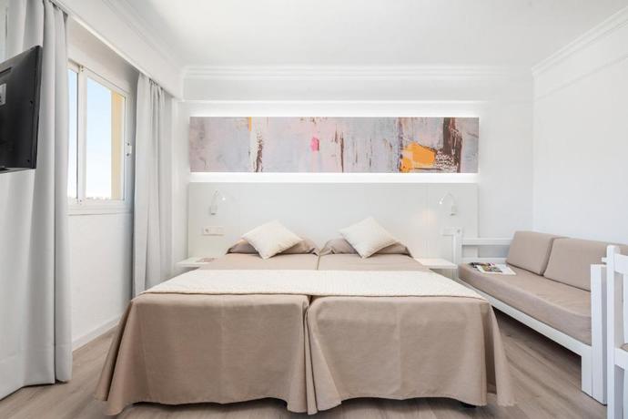 Imagen de la habitación del Apartahotel Alcúdia Beach. Foto 7