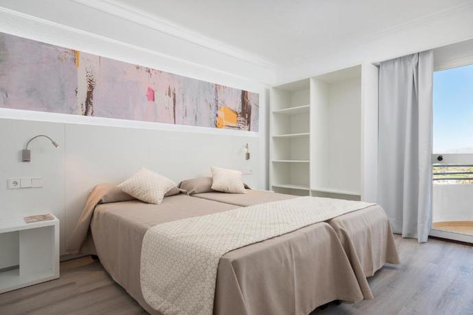 Imagen de la habitación del Apartahotel Alcúdia Beach. Foto 8