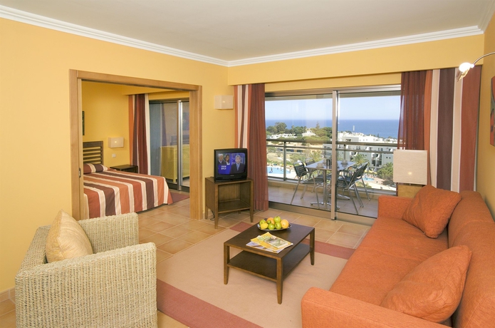 Imagen de la habitación del Apartahotel Alfagar Alto Da Colina. Foto 19