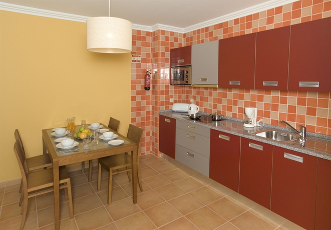 Imagen de la habitación del Apartahotel Alfagar Alto Da Colina. Foto 21