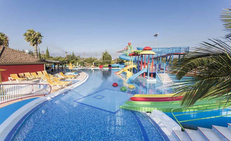 Imagen general del Apartahotel Alfagar Alto Da Colina. Foto 13