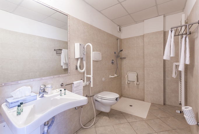 Imagen de la habitación del Apartahotel Anghel. Foto 5