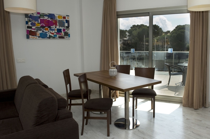 Imagen de la habitación del Apartahotel Apartamentos Portodrach. Foto 5