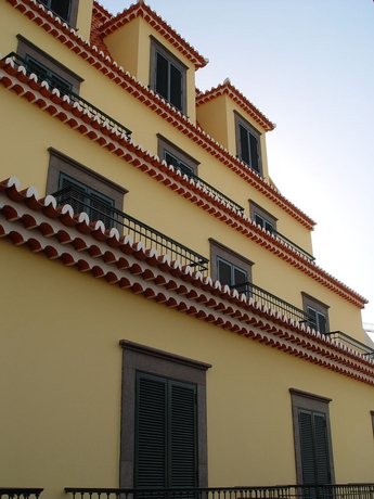 Imagen de los exteriores del Apartahotel Apartamentos Turisticos Atlantida. Foto 7