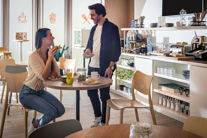 Imagen del bar/restaurante del Apartahotel Aparthotel Adagio Access Paris Massy Gare TGV. Foto 5