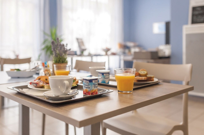 Imagen del bar/restaurante del Apartahotel Appart'City Confort Niort Centre. Foto 4