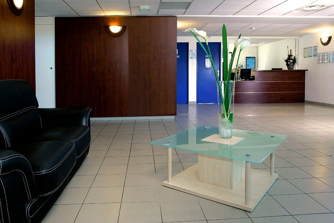 Imagen de los interiores del Apartahotel Appart'city Classic Antibes. Foto 8