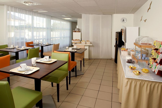 Imagen del bar/restaurante del Apartahotel Appart'city Classic Antibes. Foto 2