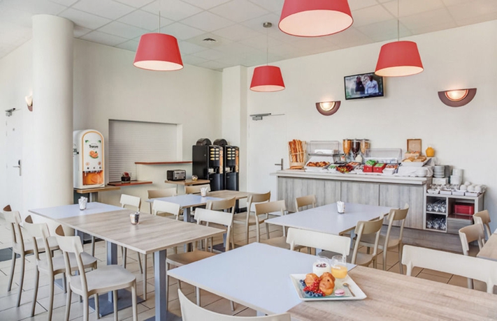 Imagen del bar/restaurante del Apartahotel Appart'city Confort Le Mans Centre. Foto 3