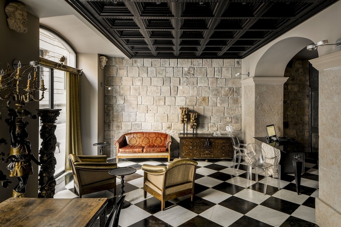 Imagen de los interiores del Apartahotel Arai. Foto 18