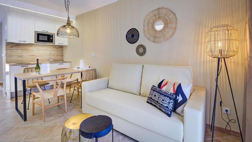 Imagen de la habitación del Apartahotel Arena Castillo. Foto 2