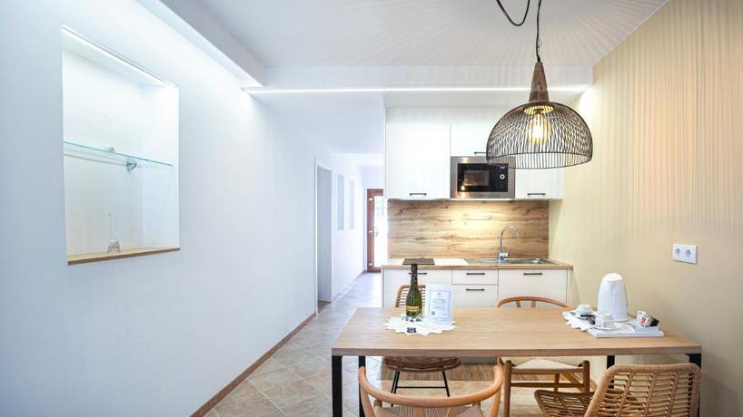 Imagen de la habitación del Apartahotel Arena Castillo. Foto 4