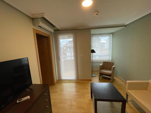 Imagen de la habitación del Apartahotel Arenteiro. Foto 6