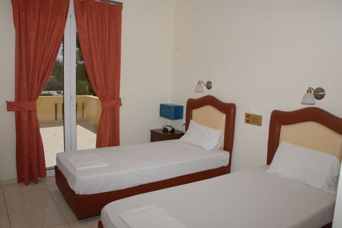 Imagen general del Apartahotel Athina, Bali. Foto 2