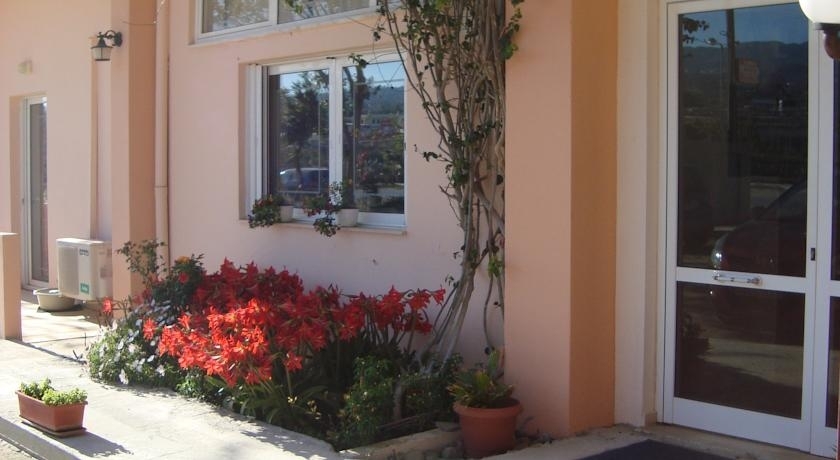 Imagen general del Apartahotel Athina, Bali. Foto 5