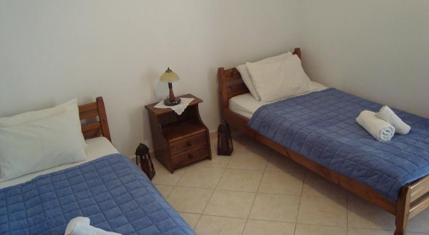 Imagen general del Apartahotel Athina, Bali. Foto 16